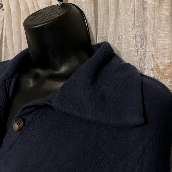 SHEIN Solid Button Front Rib-knit Tee - Picture 4 of 5